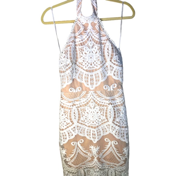 Lulus Medium White Lace Nude Lined Halter Dress Open Back With Zipper - Picture 3 of 8